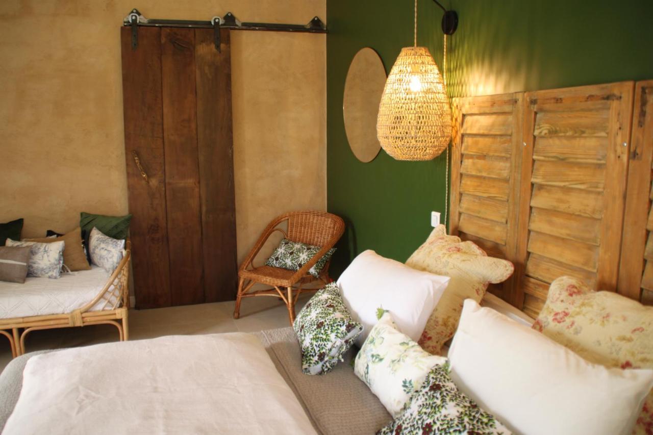La Demeure Des Maitres Bed & Breakfast Chirols Ngoại thất bức ảnh